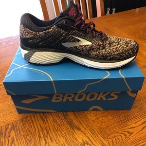 Brooks Adrenaline GTS 18